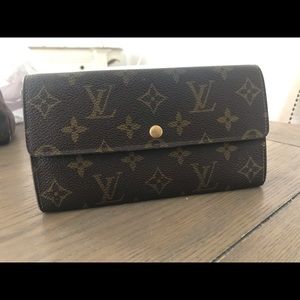 Louis Vuitton Long Wallet